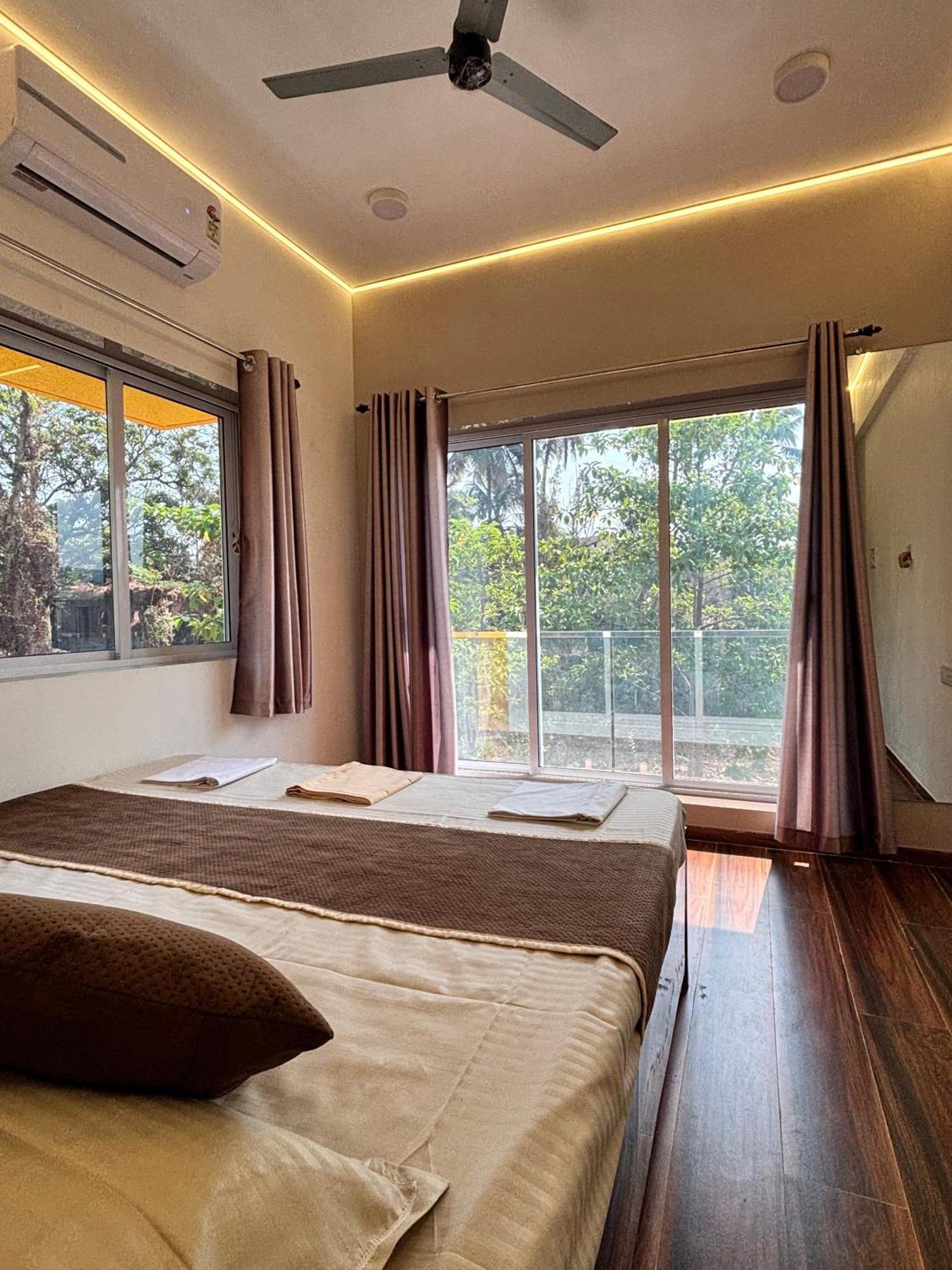 Stella Villa Murud  Exterior photo