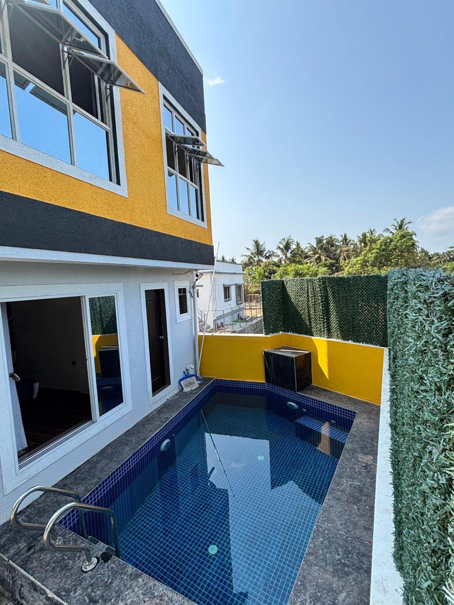 Stella Villa Murud  Exterior photo